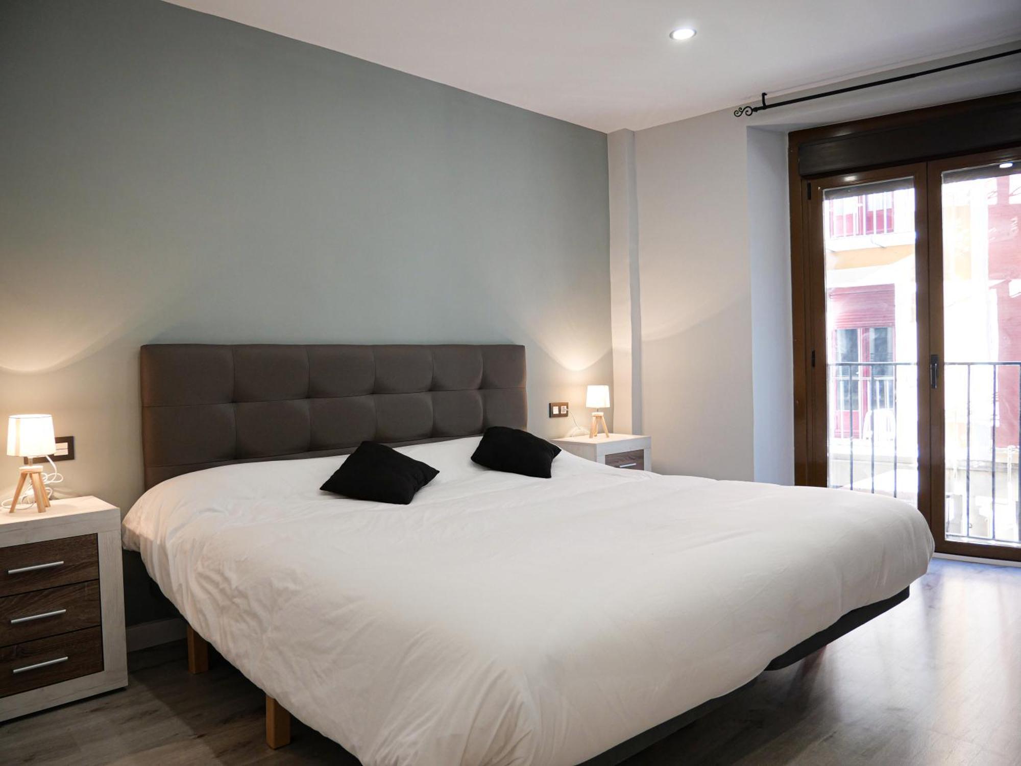 Espacioso Apartamento En El Centro De Pamplona Exterior foto