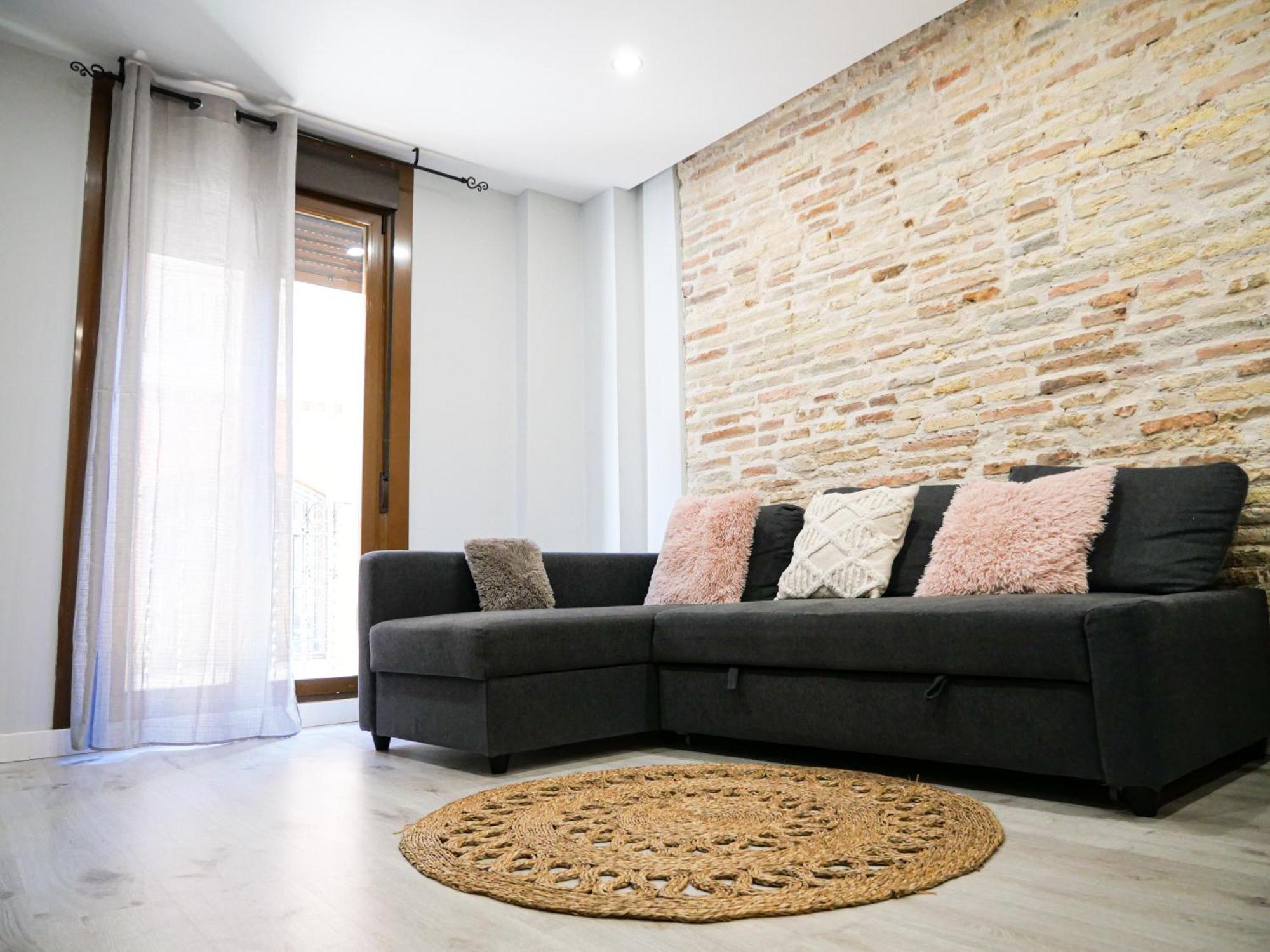 Espacioso Apartamento En El Centro De Pamplona Exterior foto