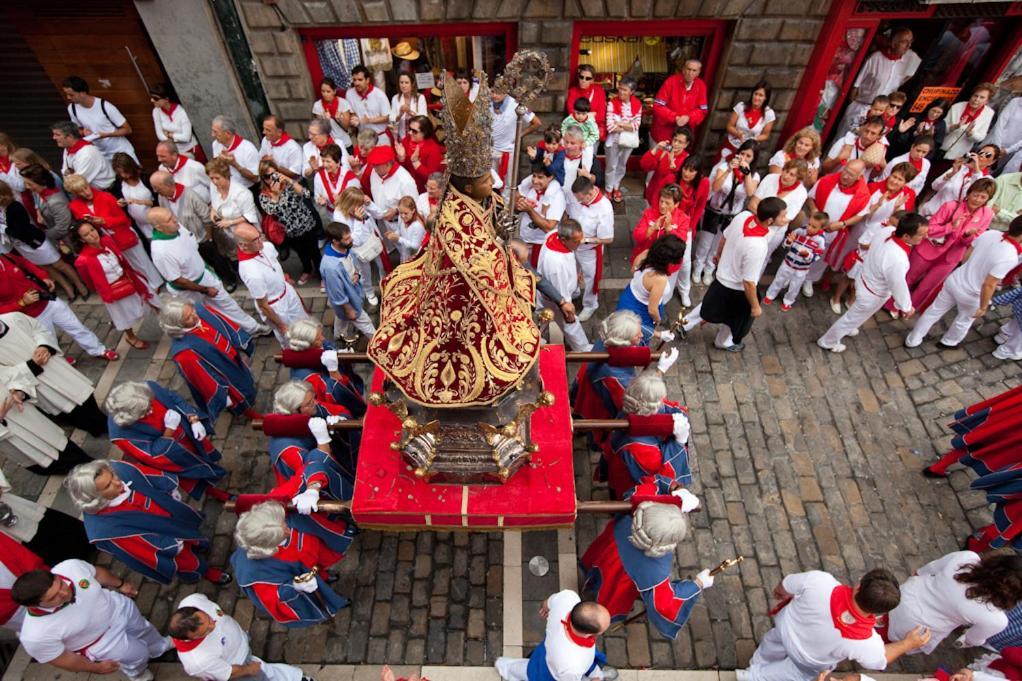 Espacioso Apartamento En El Centro De Pamplona Exterior foto